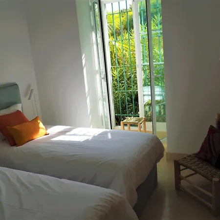 & Golf Garden Apartment