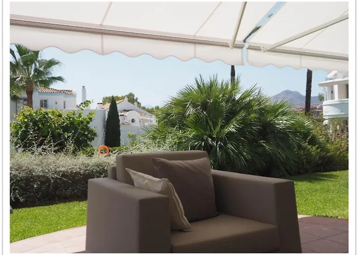 & Golf Garden アパート *